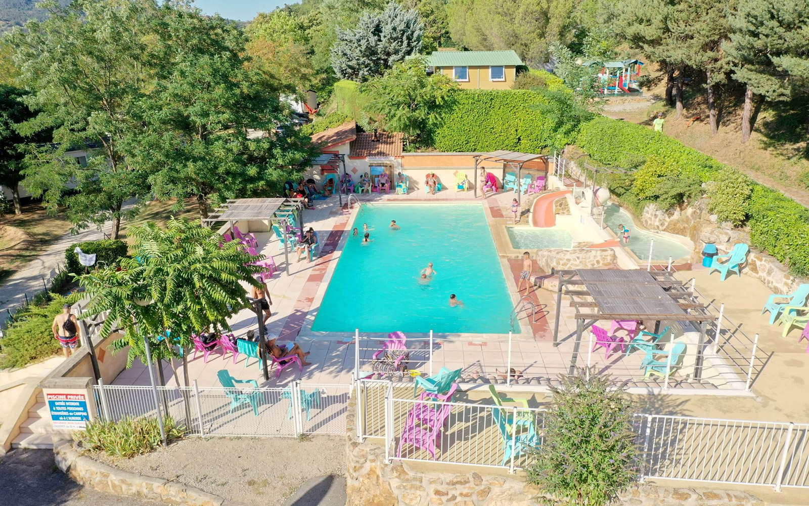 La piscine du camping